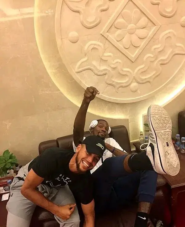 届新秀的塔, entit