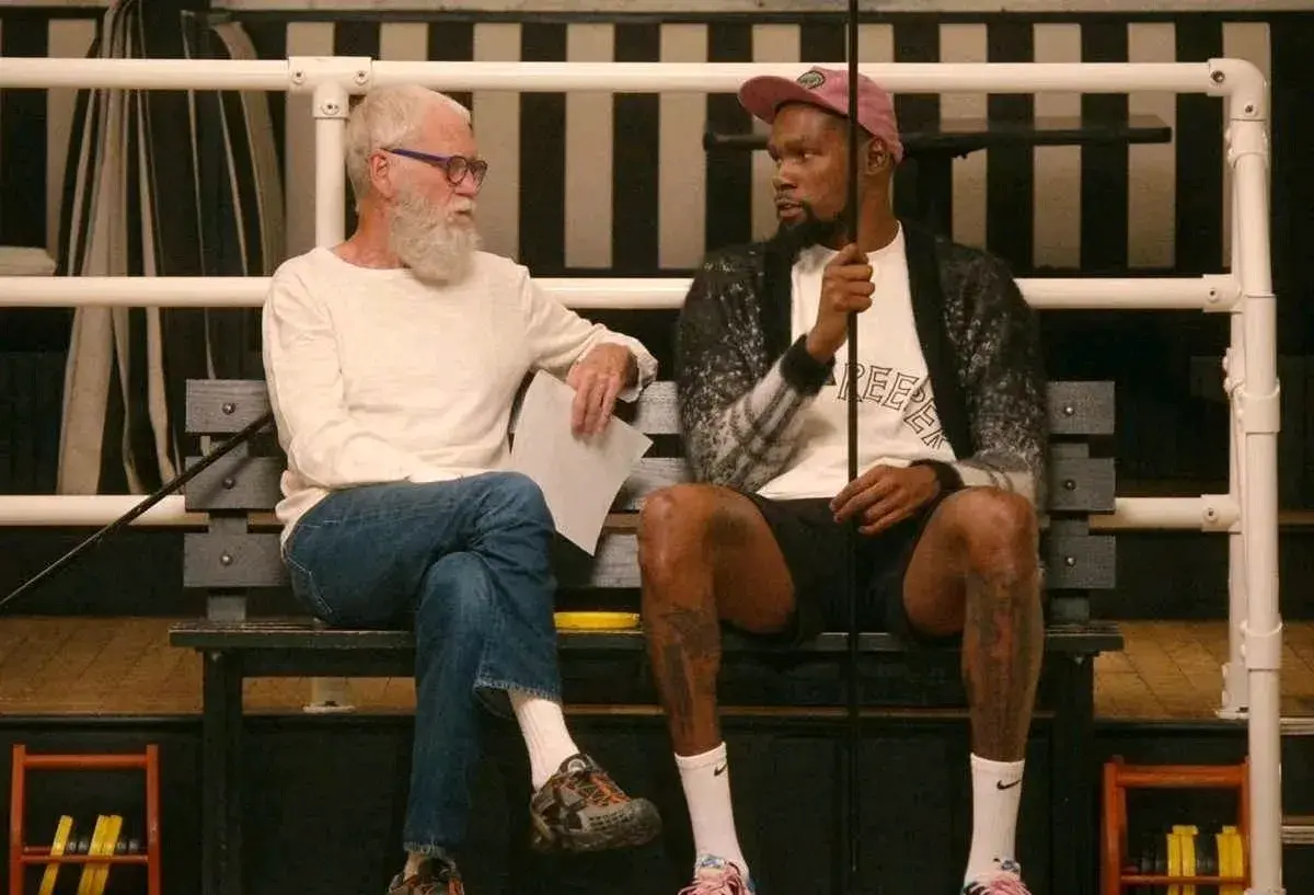 秀小贾巴里, Ary